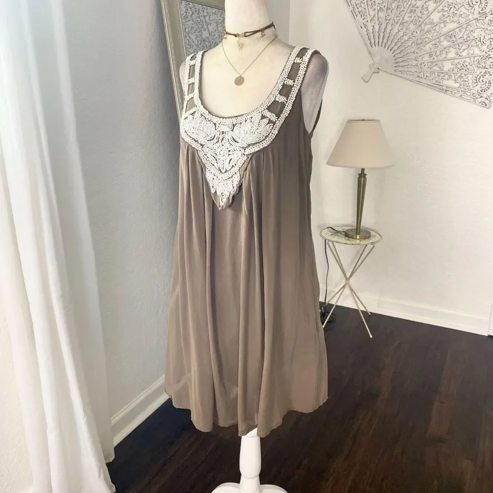 Boston Proper Taupe Silk Beaded Siren Mermaid Babydoll Mini Dress US 6 / S